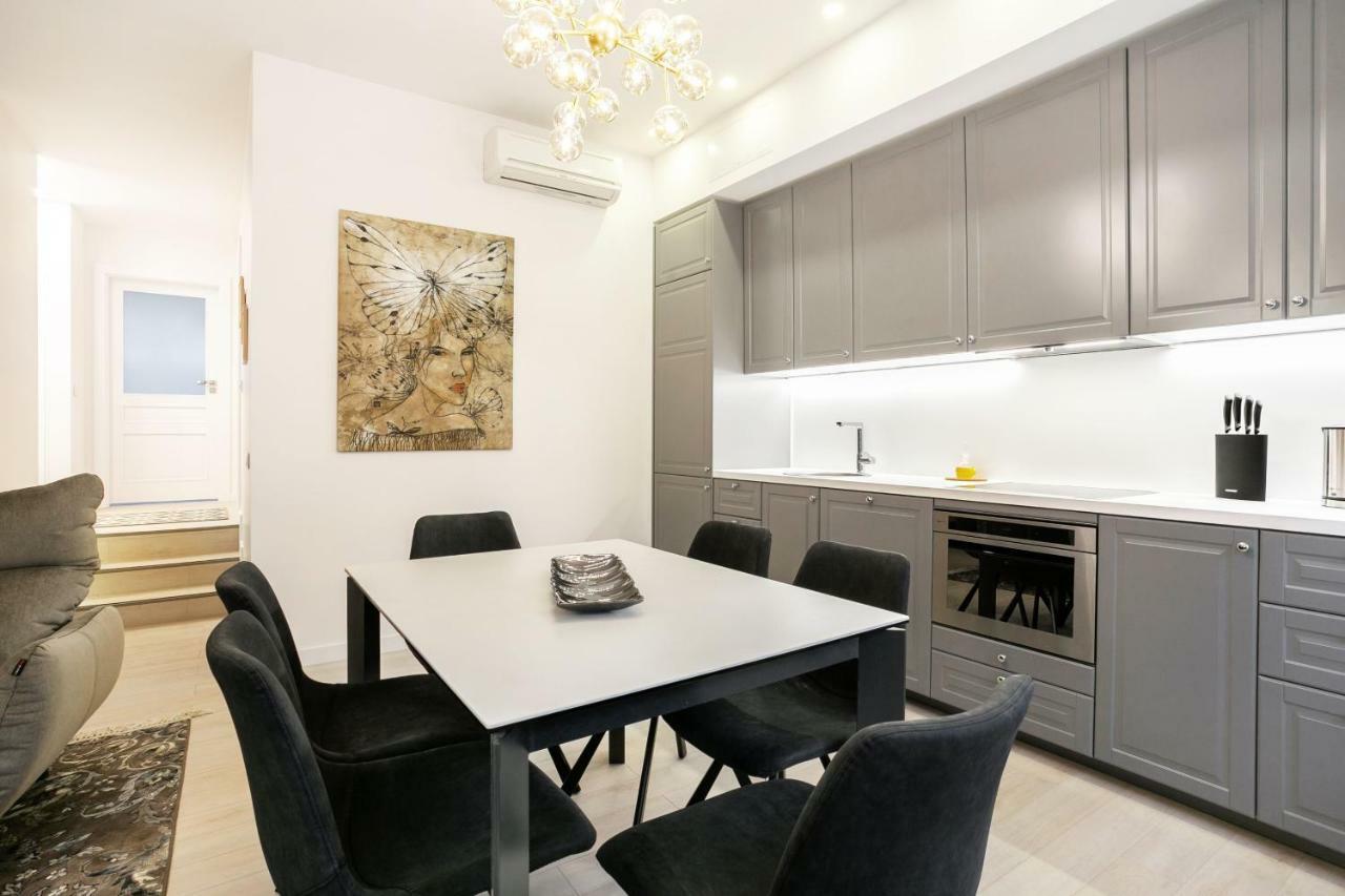 Luxury For Everyone - Hills Park Lux Apartments 3 VNO Kültér fotó