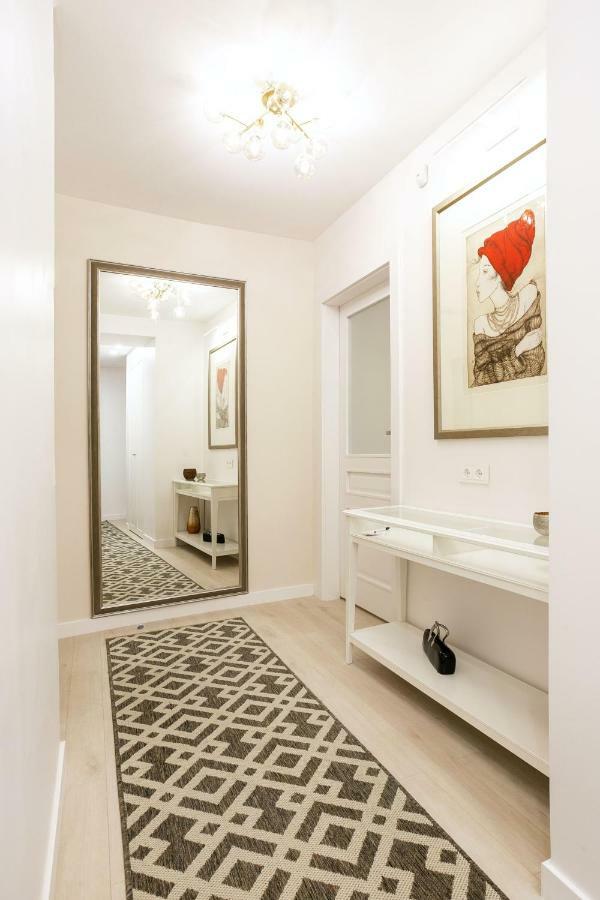 Luxury For Everyone - Hills Park Lux Apartments 3 VNO Kültér fotó